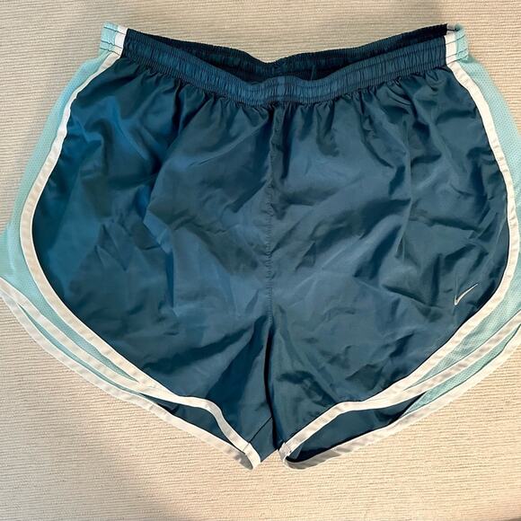ALL FOUR Nike Dri-FIT Running Shorts - Size Large for $20! - Picture 1 of 12